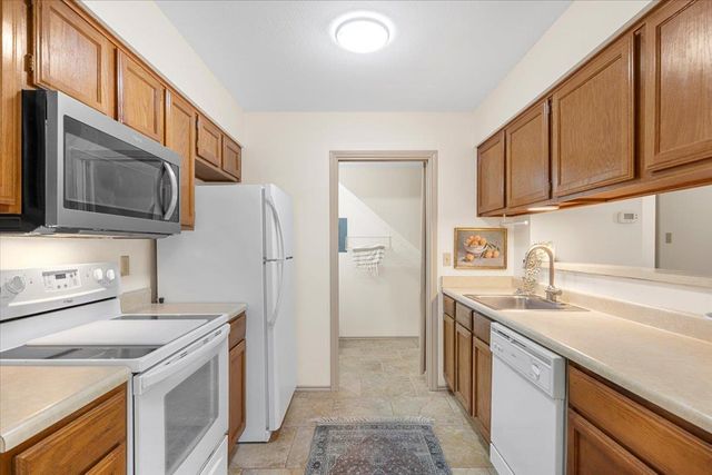 900 Taulbee LN 105, Austin, TX 78757