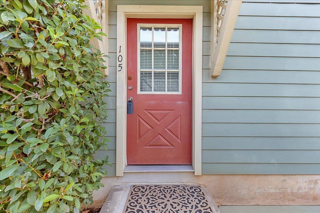 900 Taulbee LN 105, Austin, TX 78757