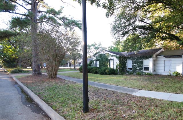 4210 Coleridge Street, Houston, TX 77005