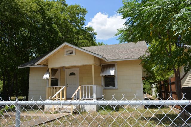 241 Peabody, San Antonio, TX 78211