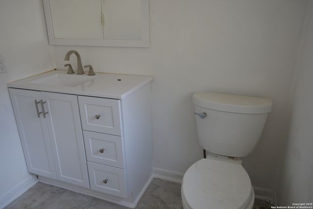 241 Peabody, San Antonio, TX 78211