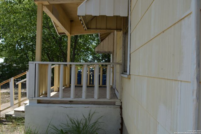 241 Peabody, San Antonio, TX 78211