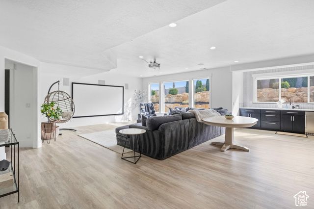935 S SALEM FIELDS CIRCLE, Salem, UT 84653