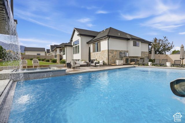 935 S SALEM FIELDS CIRCLE, Salem, UT 84653