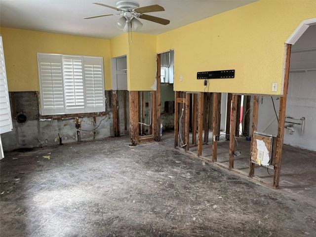117 12TH AVENUE, Indian Rocks Beach, FL 33785