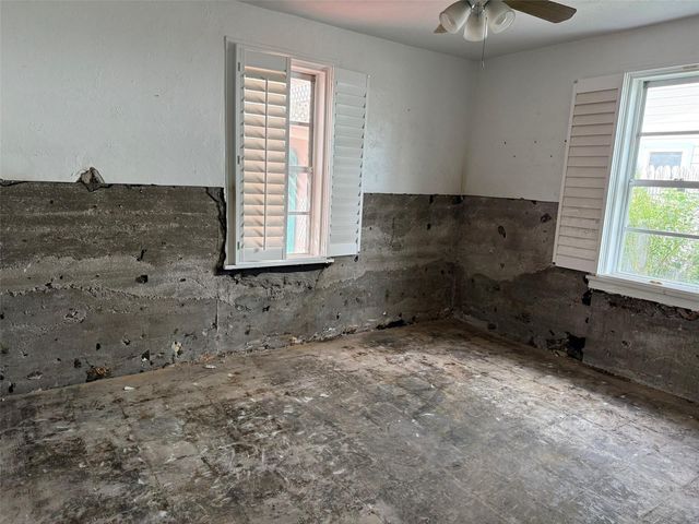 117 12TH AVENUE, Indian Rocks Beach, FL 33785