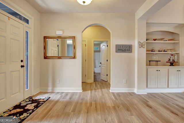 100 Woodcanoe Court, Peachtree City, GA 30269