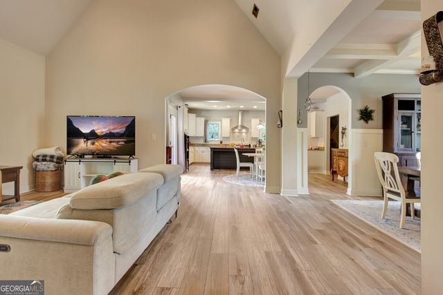 100 Woodcanoe Court, Peachtree City, GA 30269