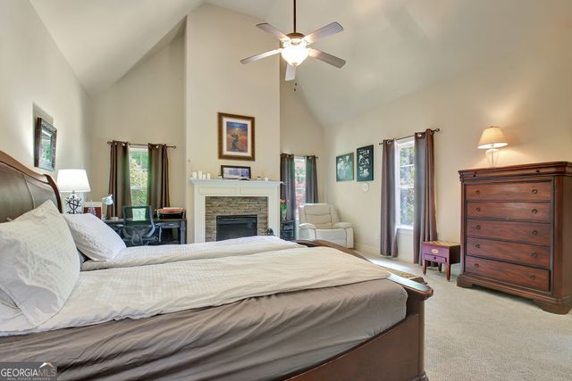 100 Woodcanoe Court, Peachtree City, GA 30269