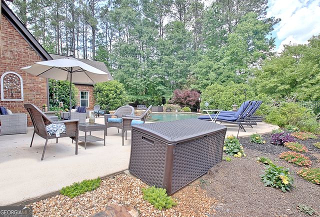 100 Woodcanoe Court, Peachtree City, GA 30269