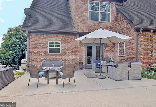 100 Woodcanoe Court, Peachtree City, GA 30269