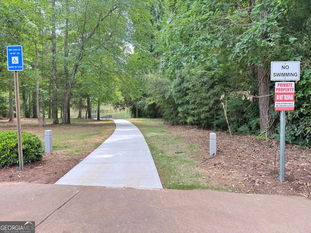 100 Woodcanoe Court, Peachtree City, GA 30269