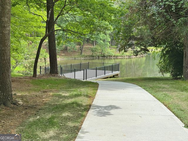 100 Woodcanoe Court, Peachtree City, GA 30269