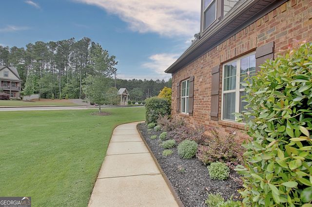 100 Woodcanoe Court, Peachtree City, GA 30269