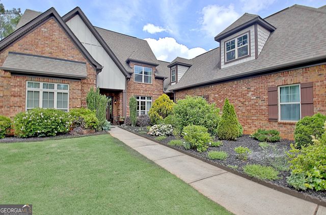 100 Woodcanoe Court, Peachtree City, GA 30269