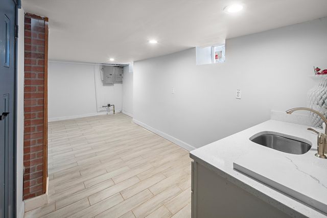 40 Buffum 1, Salem, MA 01970