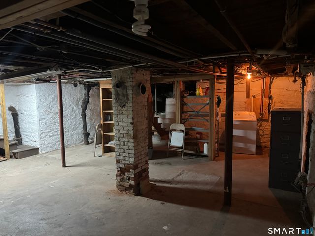 300 Charter Oak Street, Manchester, CT 06040