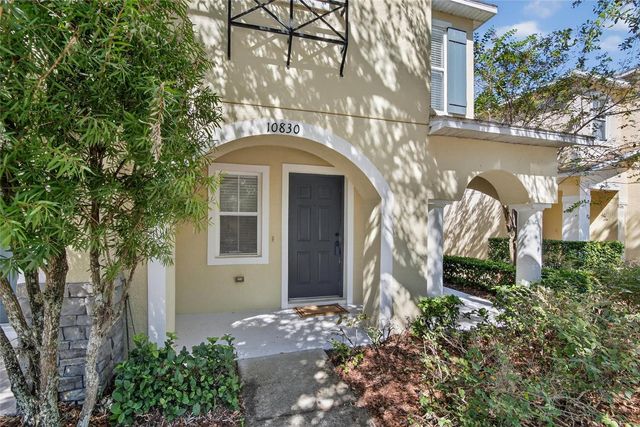 10830 LAKE SAINT CHARLES BOULEVARD, Riverview, FL 33578