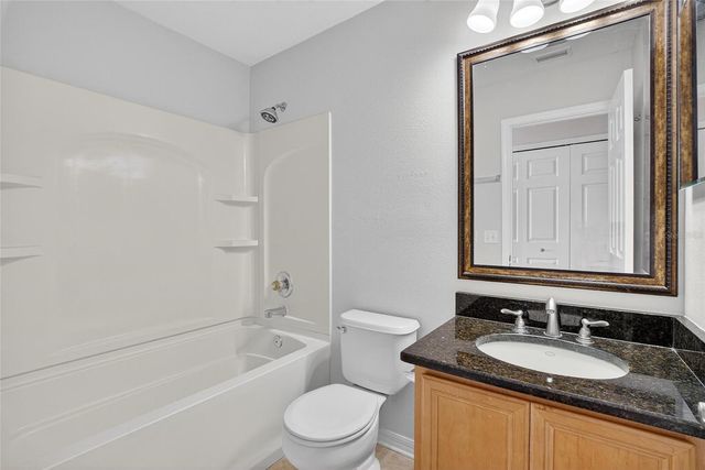 10830 LAKE SAINT CHARLES BOULEVARD, Riverview, FL 33578