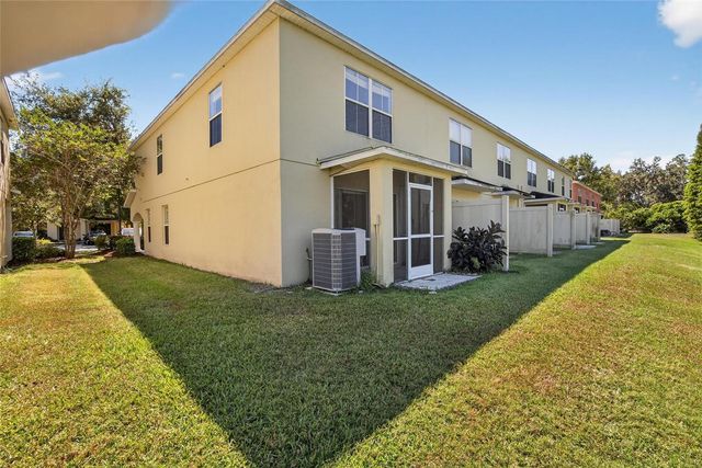 10830 LAKE SAINT CHARLES BOULEVARD, Riverview, FL 33578