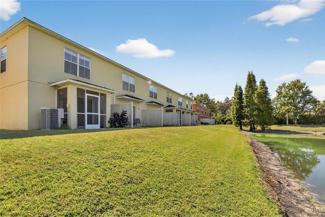 10830 LAKE SAINT CHARLES BOULEVARD, Riverview, FL 33578