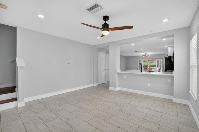 10830 LAKE SAINT CHARLES BOULEVARD, Riverview, FL 33578