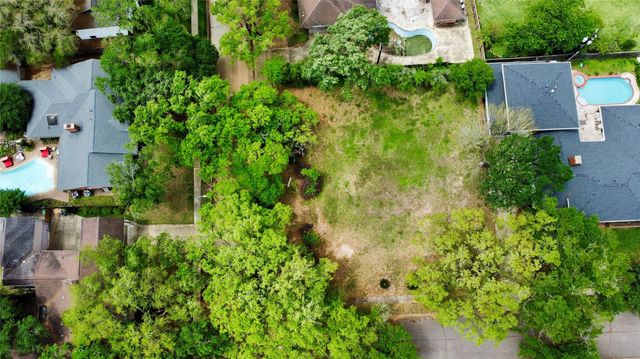 9410 Cranleigh Court, Houston, TX 77096