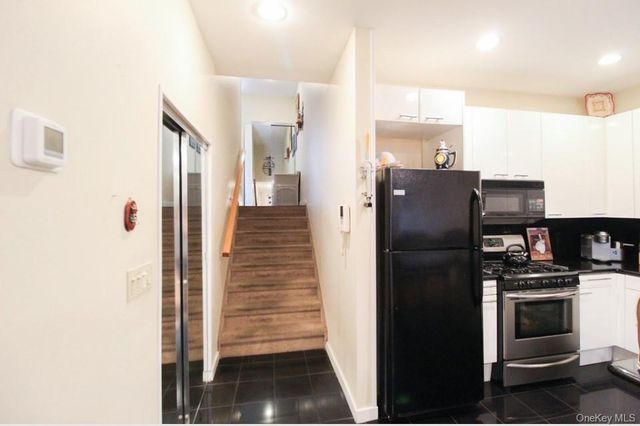 2716 Schurz Avenue B1, Bronx, NY 10465