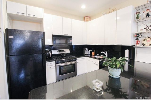 2716 Schurz Avenue B1, Bronx, NY 10465