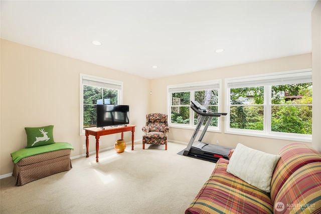 621 SW 295th Place, Federal Way, WA 98023