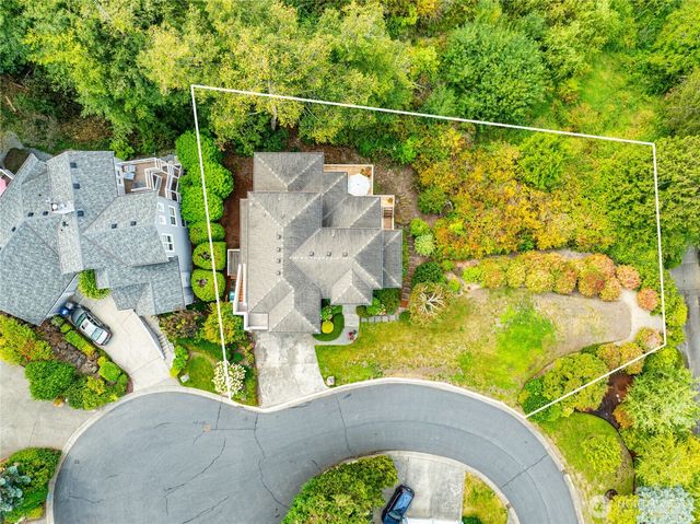 621 SW 295th Place, Federal Way, WA 98023