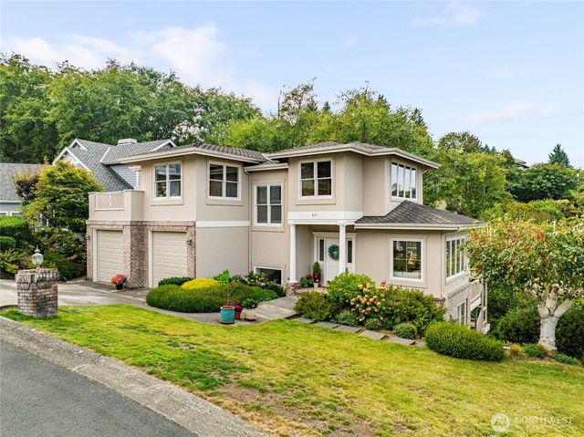 621 SW 295th Place, Federal Way, WA 98023