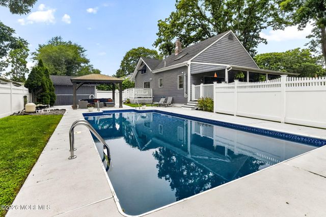 210 Robbins Road, Neptune Township, NJ 07753