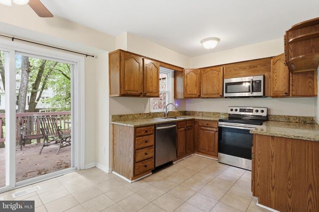 8747 ARLEY DR, Springfield, VA 22153