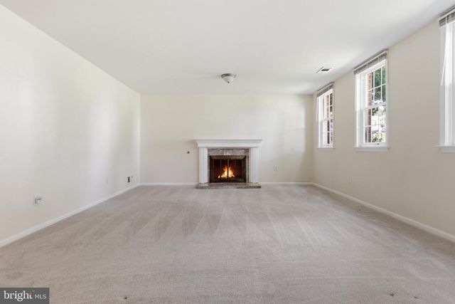 8747 ARLEY DR, Springfield, VA 22153