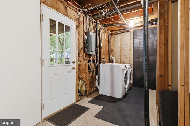 8747 ARLEY DR, Springfield, VA 22153