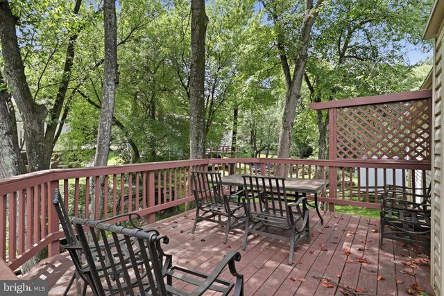 8747 ARLEY DR, Springfield, VA 22153