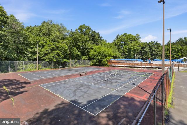 8747 ARLEY DR, Springfield, VA 22153