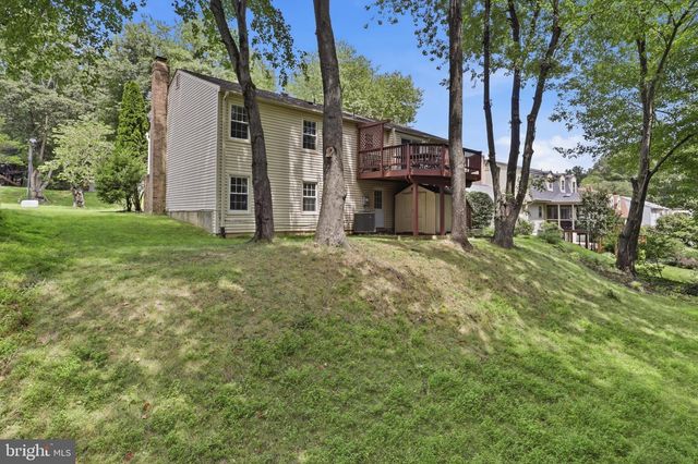 8747 ARLEY DR, Springfield, VA 22153