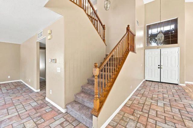 38841 Dianron, Palmdale, CA 93551