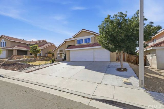 38841 Dianron, Palmdale, CA 93551