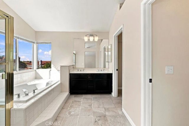 38841 Dianron, Palmdale, CA 93551