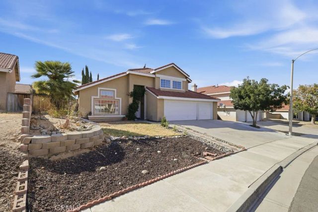 38841 Dianron, Palmdale, CA 93551