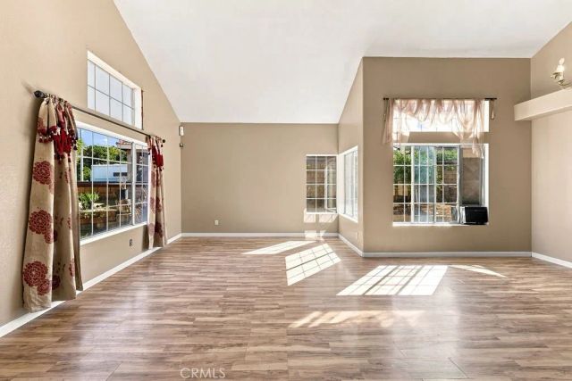 38841 Dianron, Palmdale, CA 93551