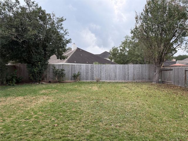 4738 Stoney Point Court, New Territory, TX 77479