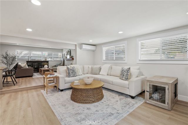 2154 Lees, Long Beach, CA 90815