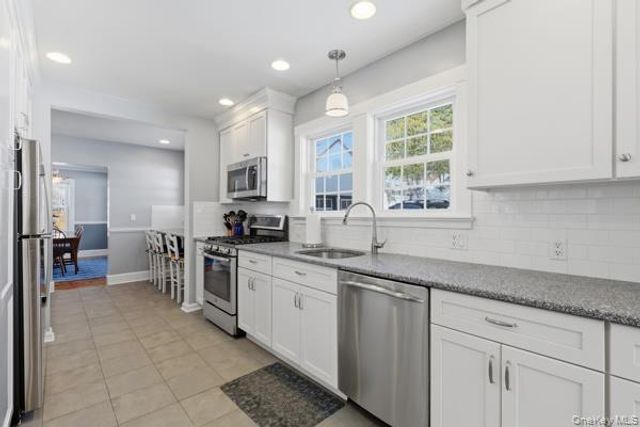 27 Loh Avenue, Tarrytown, NY 10591