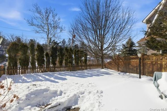 27 Loh Avenue, Tarrytown, NY 10591