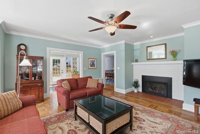 27 Loh Avenue, Tarrytown, NY 10591