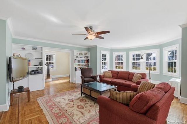 27 Loh Avenue, Tarrytown, NY 10591